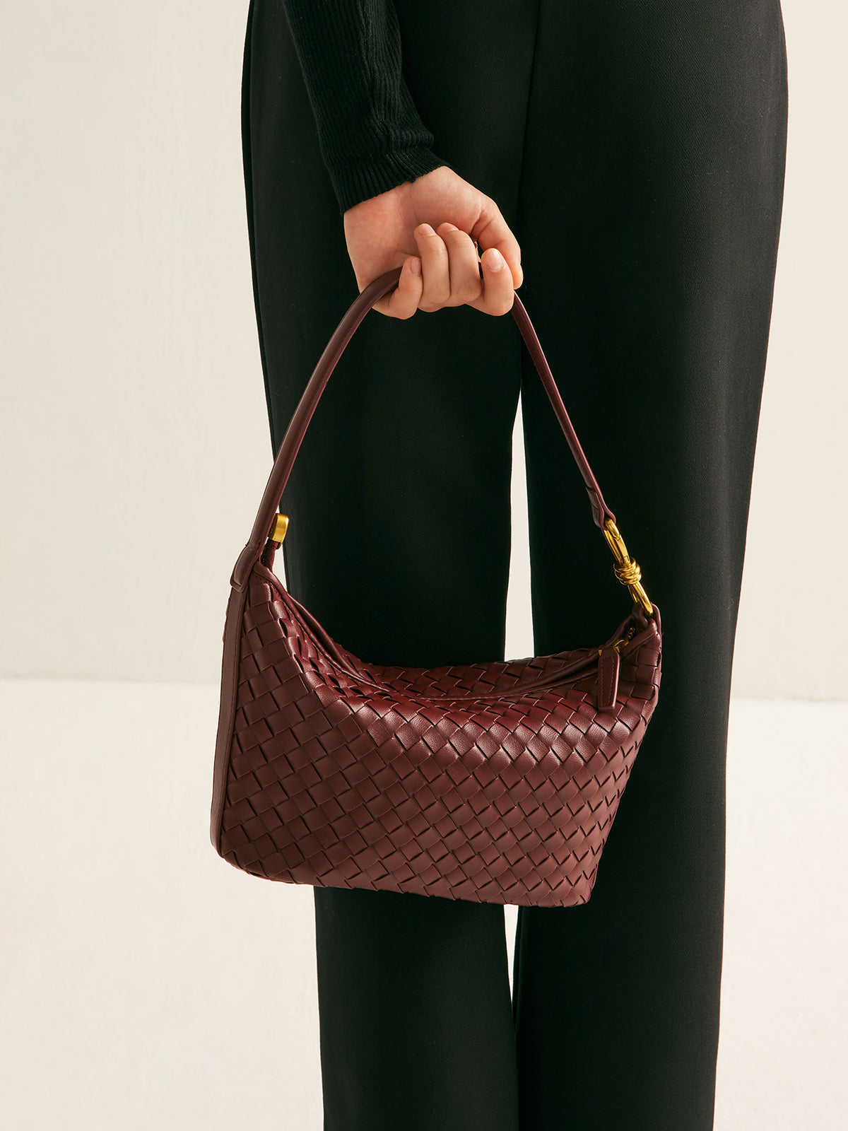 Bolsa Cloe Trançada - Alça de Ombro com Zíper e Textura Elegante