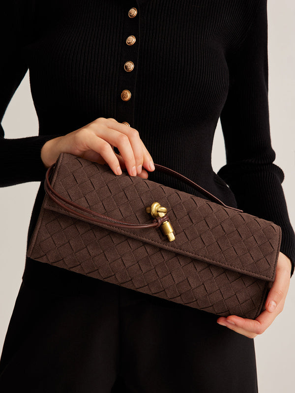 Bolsa Clozy - Suede com Fecho Dourado