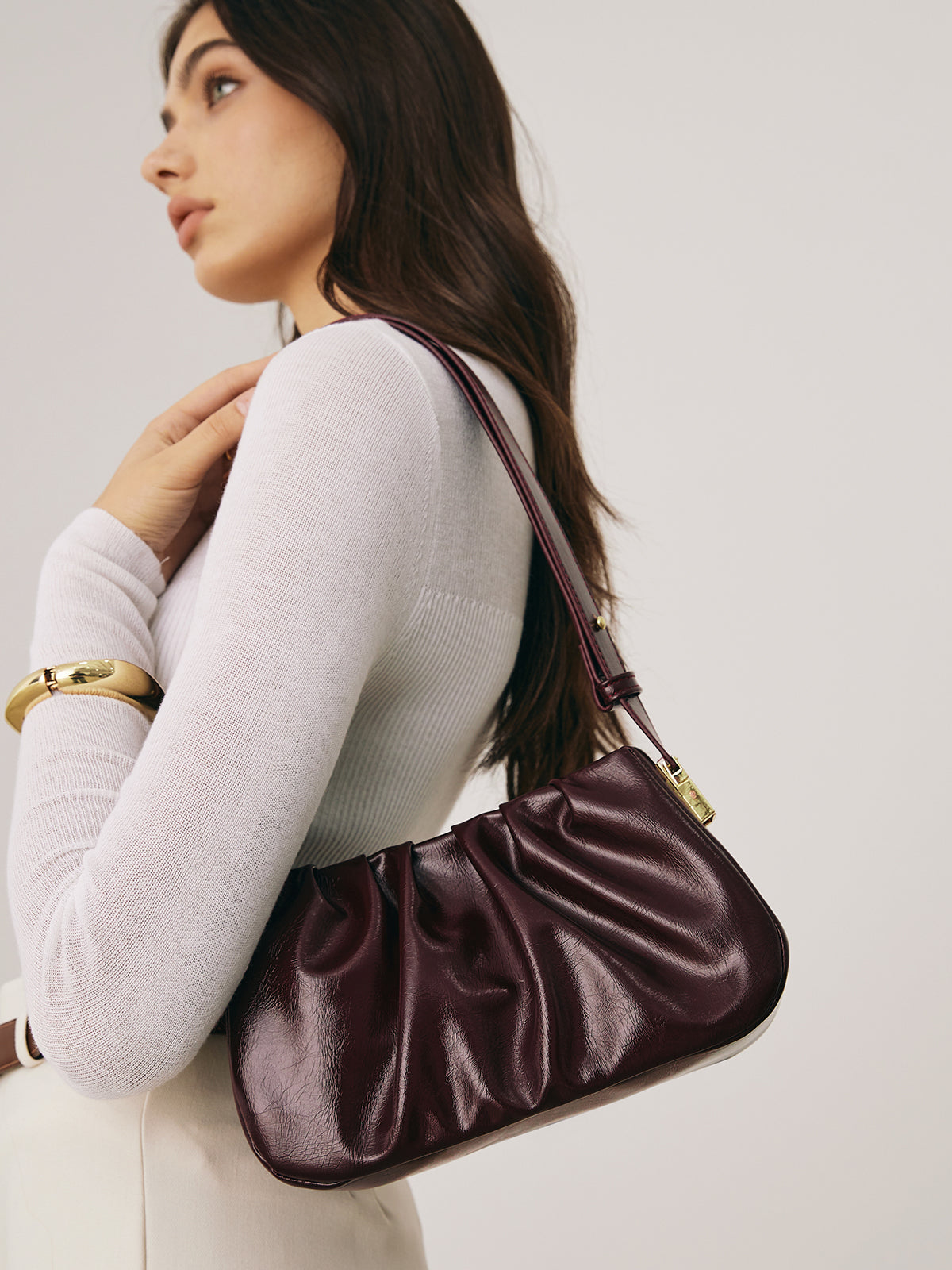 Bolsa Vintage Plissada - Estrutura Elegante com Textura Franzida