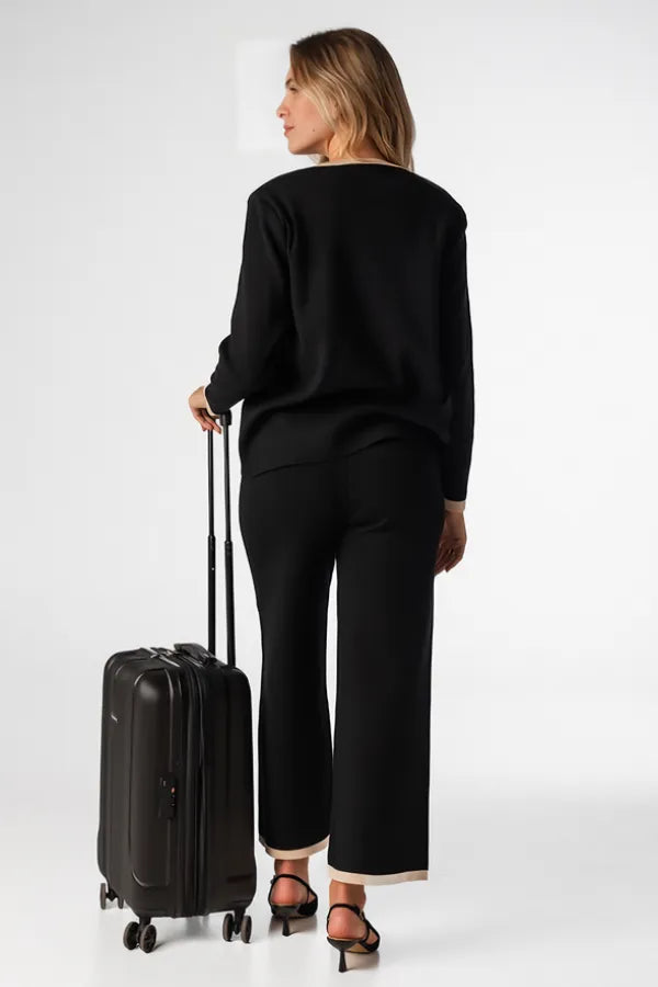 Conjunto Horizon - Tricô Elegante com Botões Dourados (2 peças)